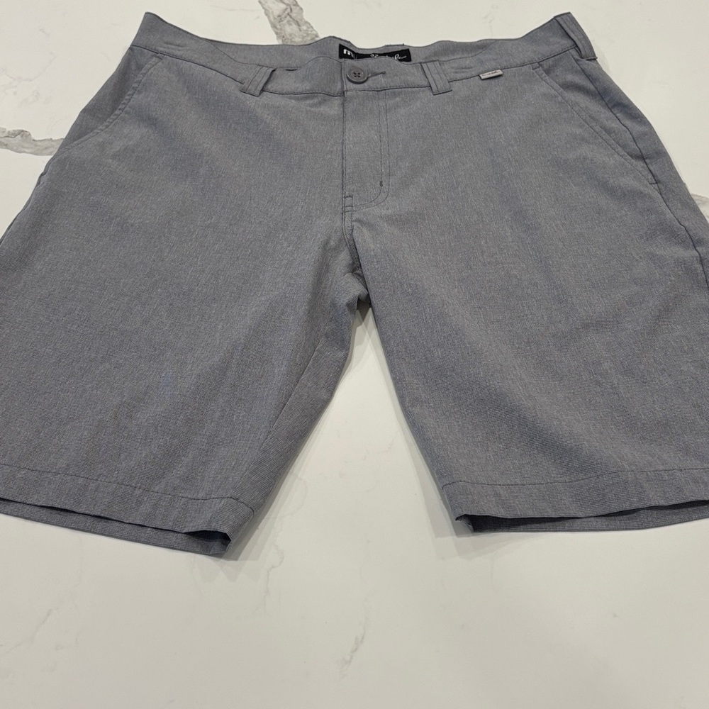 NWOT men’s travis Matthews, Gray Men's Shorts size 32